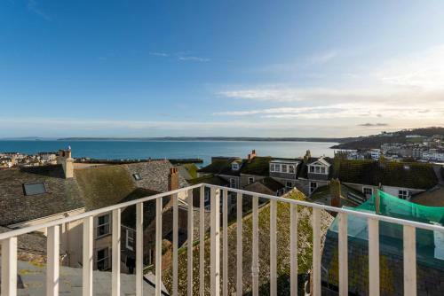 Waves Apartment, St Ives