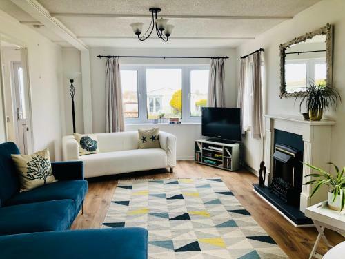 Newly Refurbished Stunning 4-bed Chalet Nr Padstow
