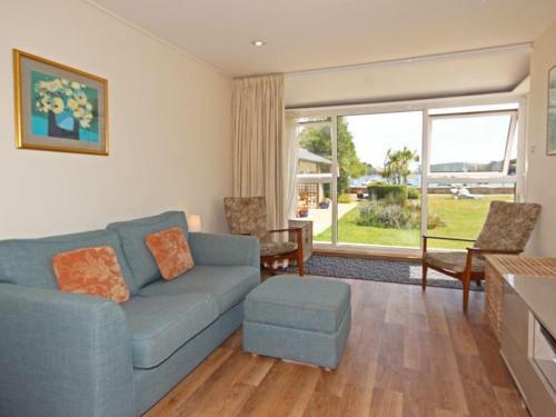 1 The Salcombe