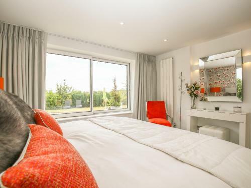 Shutts House Garden Apartment