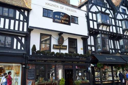 Stunning 2bd Property W Garden In Salisbury
