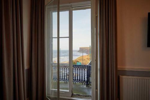 No 10 Zetland Apartment