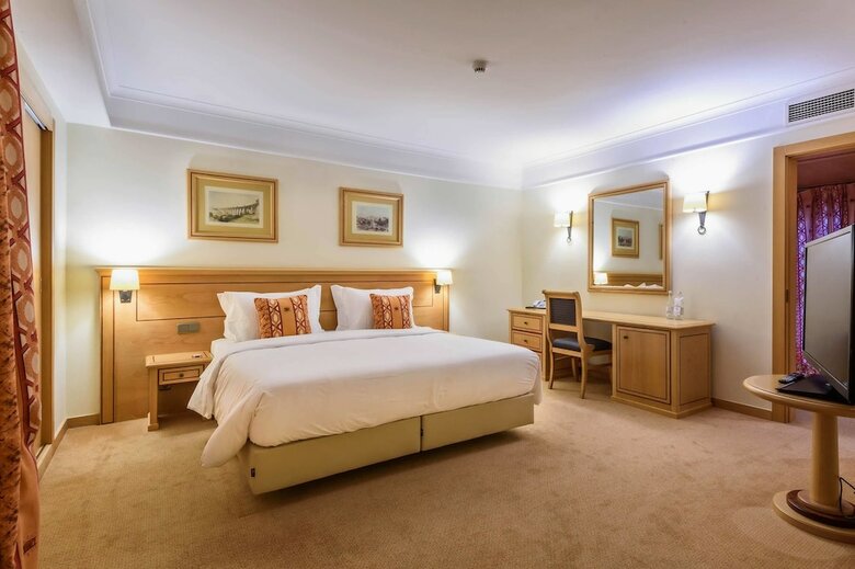 Hotel Real Palacio