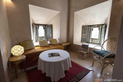 Hostal Kasbah Agoulzi