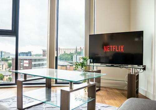 Modern Staycation Apartment In Sheffield