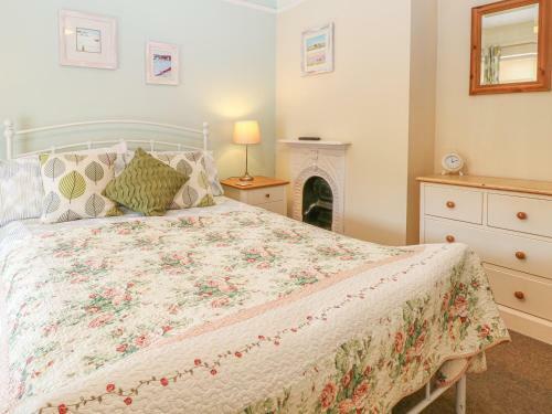 Flint Cottage