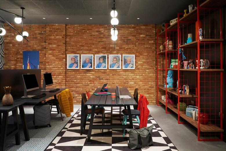 Hotel Moxy Slough