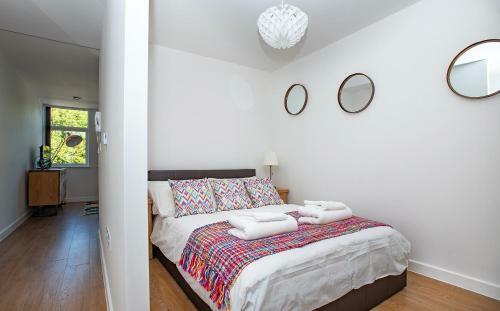 Modern 1 Bedroom Apartment In City Centre
