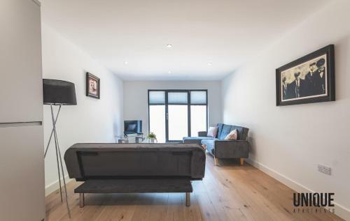 Unique & Stylish Apartment Close To Harbour