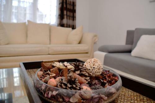 Hostal (29ew-12) Dreams Serviced Accommodations- Staines/heathrow