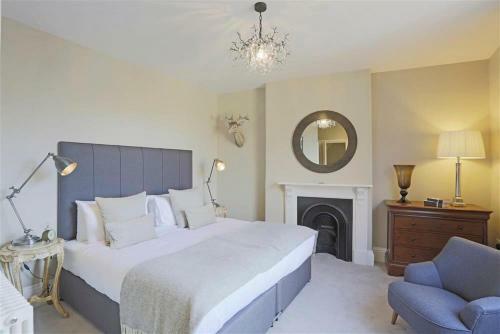 Southwold Villa Sleeps 14 With Wifi
