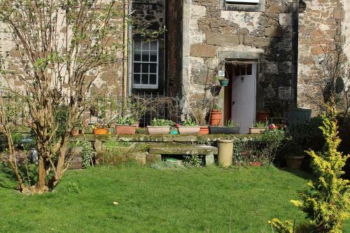 Clan Ross - 3 Bed, Spacious Georgian Home