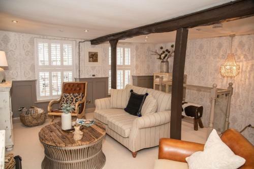 Luxury Stow Apartment