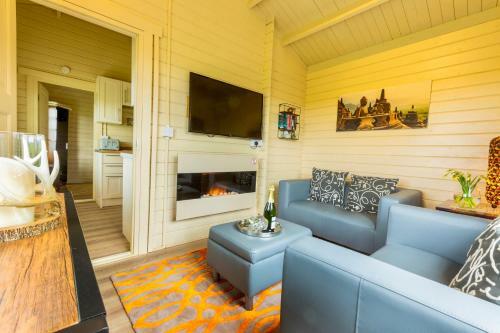 Lodge The Retreat Log Cabin