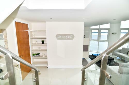 Apartamentos Just Stay Wales - Meridian Quay Penthouses