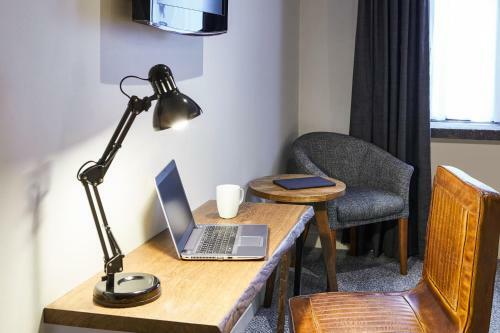 Mercure Barnsley Tankersley Manor Hotel