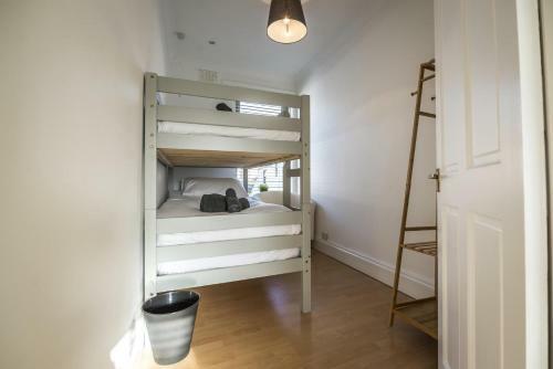 Apartamento Ivydene - 3 Bedroom Holiday Home - Tenby