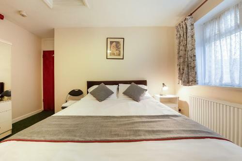 Hotel Oyo Honeycroft Lodge