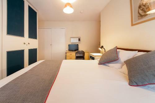 Hotel Oyo Honeycroft Lodge