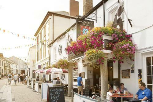 Hotel Molesworth Arms