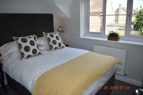 Angel Lodge Upton Scudamore