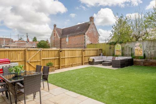 Angel Lodge Upton Scudamore