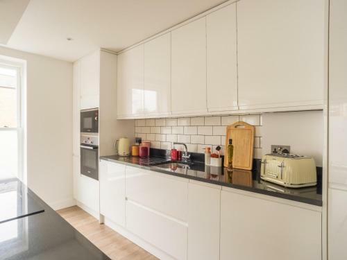 St Johns Road Apartments Perfect Location