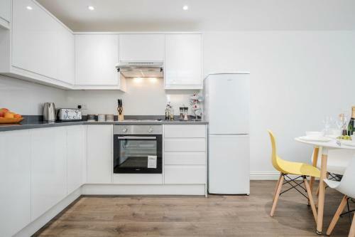 Real - Watford Central Serviced Apartments