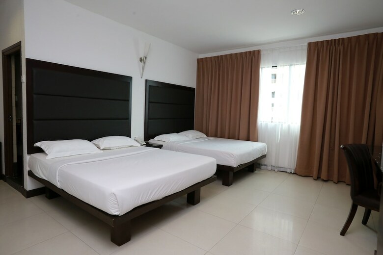 Hotel Crystal Lodge