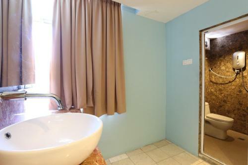 New Town Hotel Klang