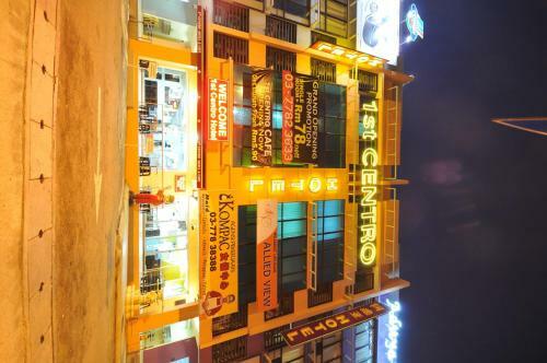First Centro Hotel