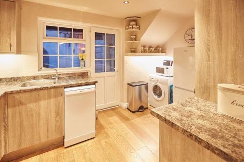 Paradise Cottage