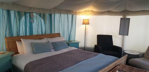 The Little Hide - Grown Up Glamping