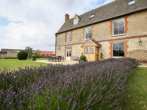 Shifford Manor Farm