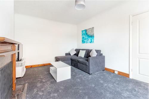 Quirky And Stylish 3 Bed In Worcester