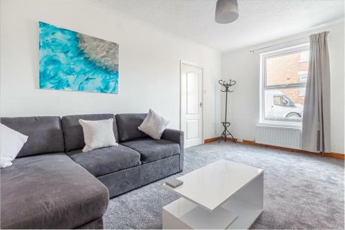Quirky And Stylish 3 Bed In Worcester