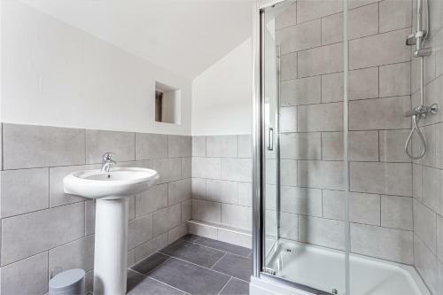 Quirky And Stylish 3 Bed In Worcester