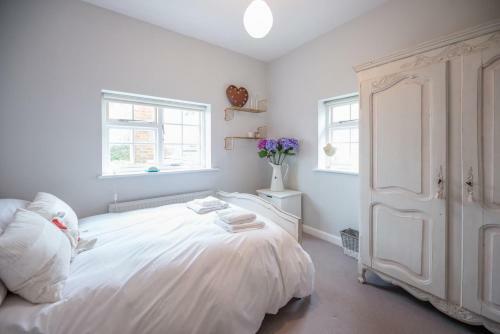 46 Ivy Cottage Air Manage Suffolk