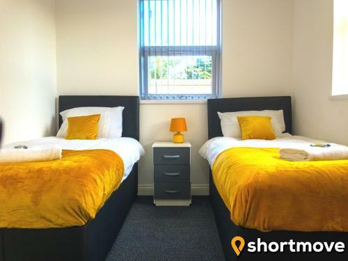 Apartamento Shortmove - Modern Studios, Wifi, Smart Tvs, Parking