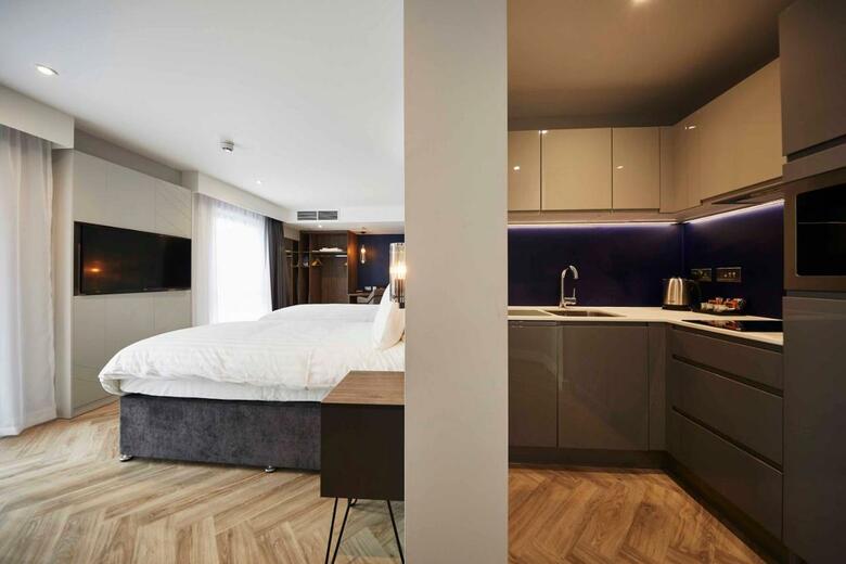 Aparthotel Roomzzz York City