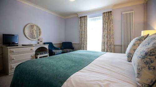 The Wyndham Hotel & Restaurant