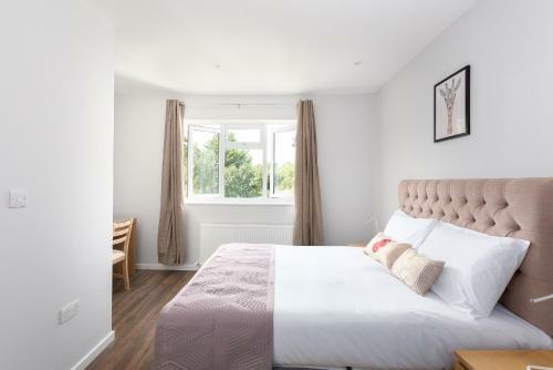 Hostal Austin David Apartments Harrow