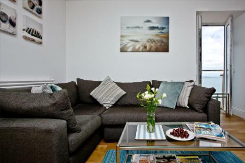 14 At The Beach, Torcross