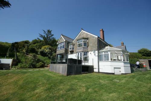 Watersend House