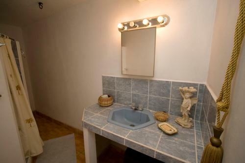 Cool Running Apartments