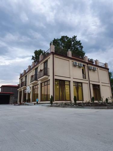 Hotel Kisi Garden