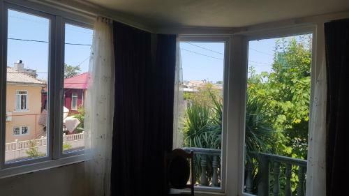 Hostal Eizy's Home (M.kostavas #15)