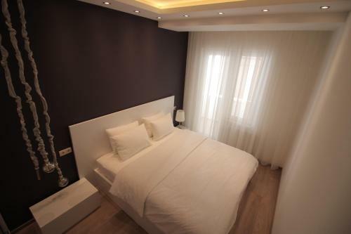 Shartava Deluxe Apartment