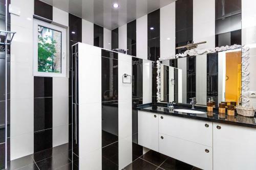 Apartamento Wehost Duplex Near Rustaveli Avenue
