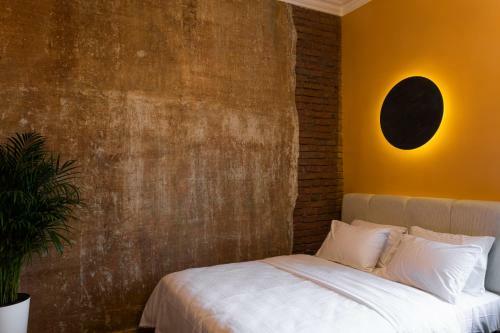 Unfound Door - Design Hotel